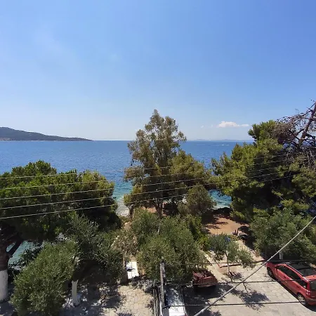 Ivan Akrogiali Apartment Neos Marmaras